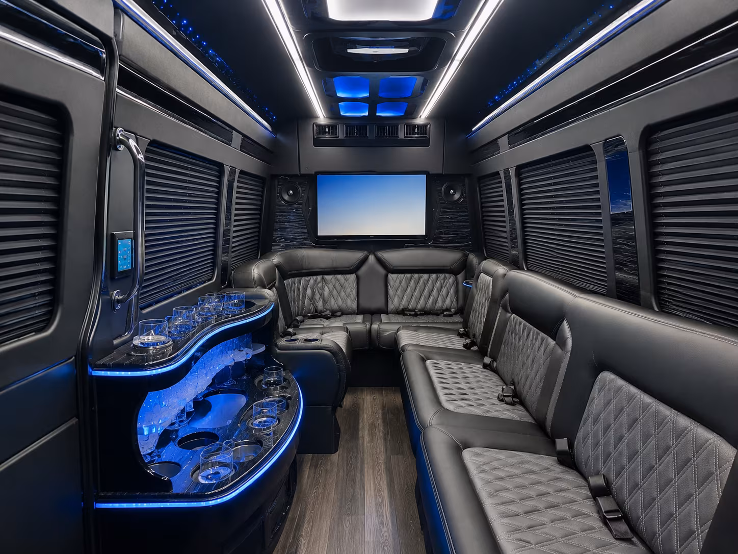 buses for corporate retreats and team building events near edmond