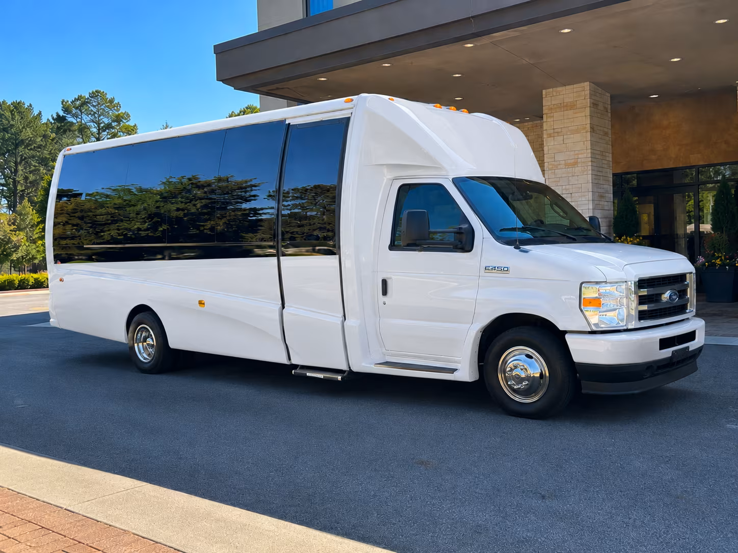 buses for music festival weekends near edmond and oklahoma city