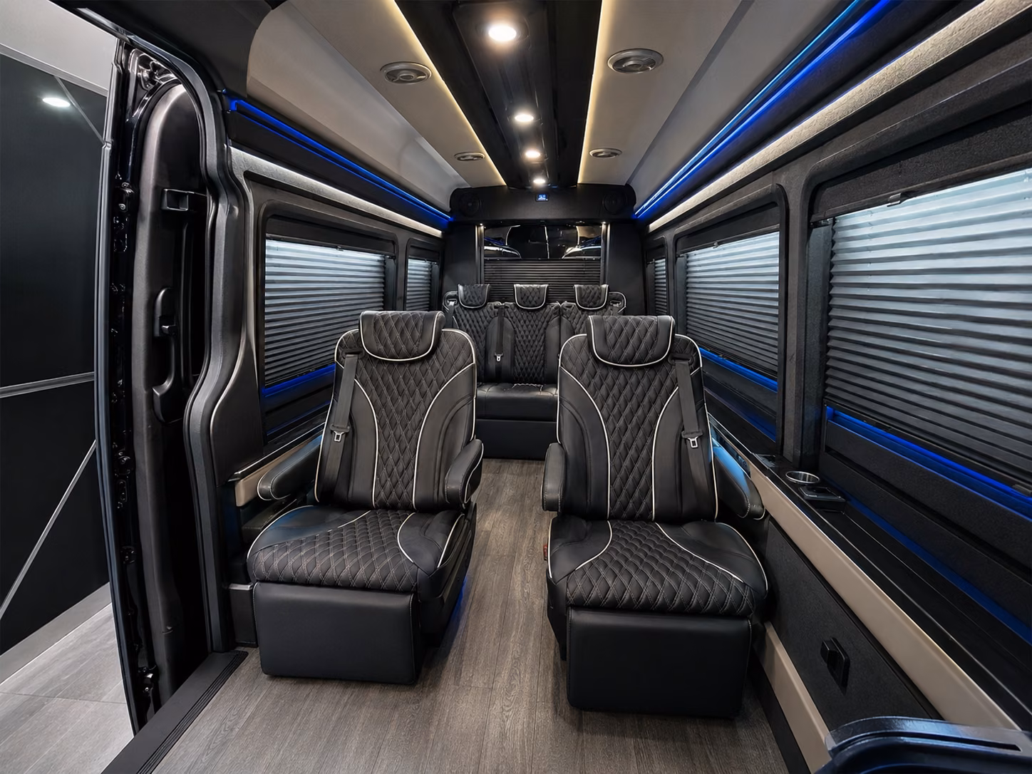 corporate group airport transfers for edmond business travel