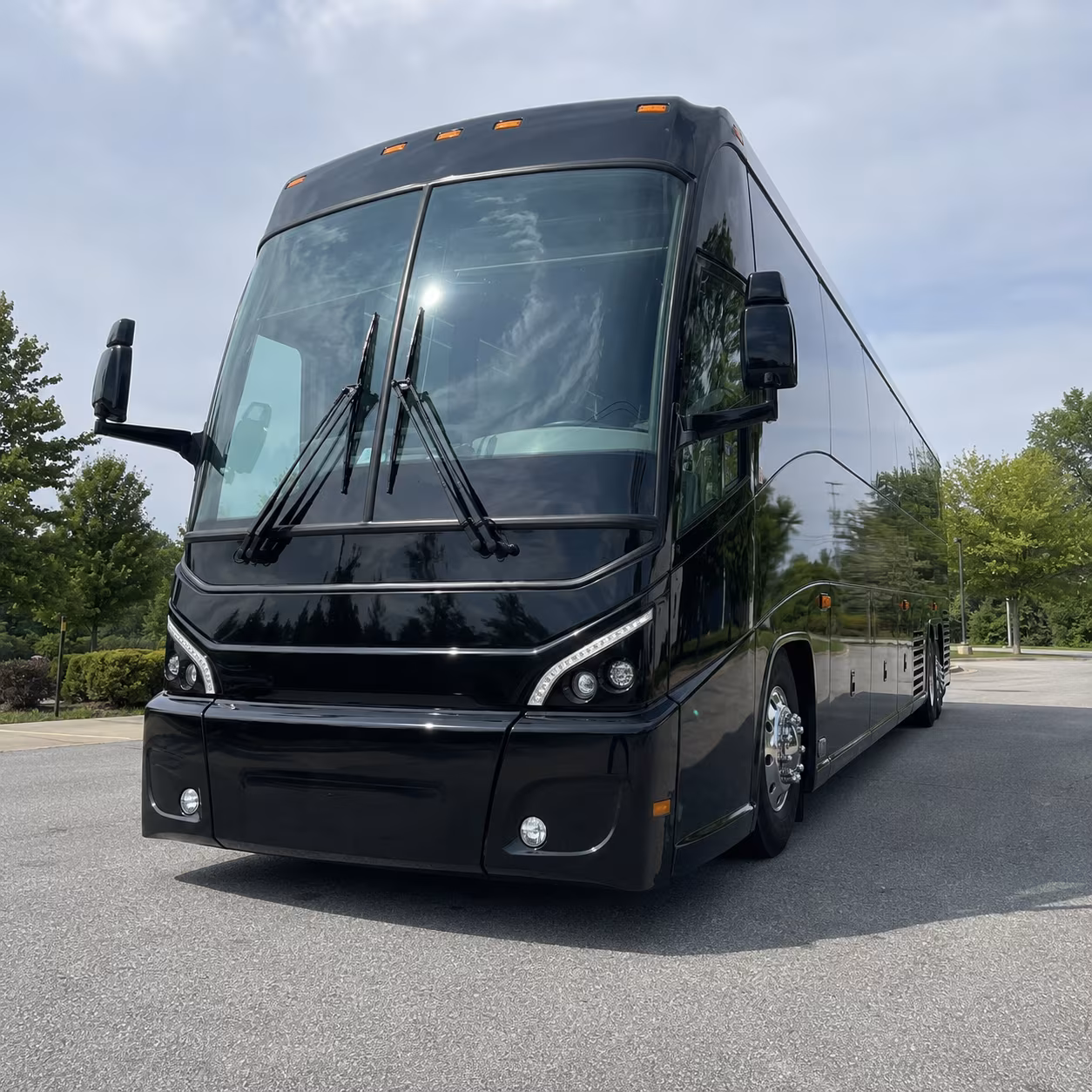 edmond charter bus rentals for long distance university college trips
