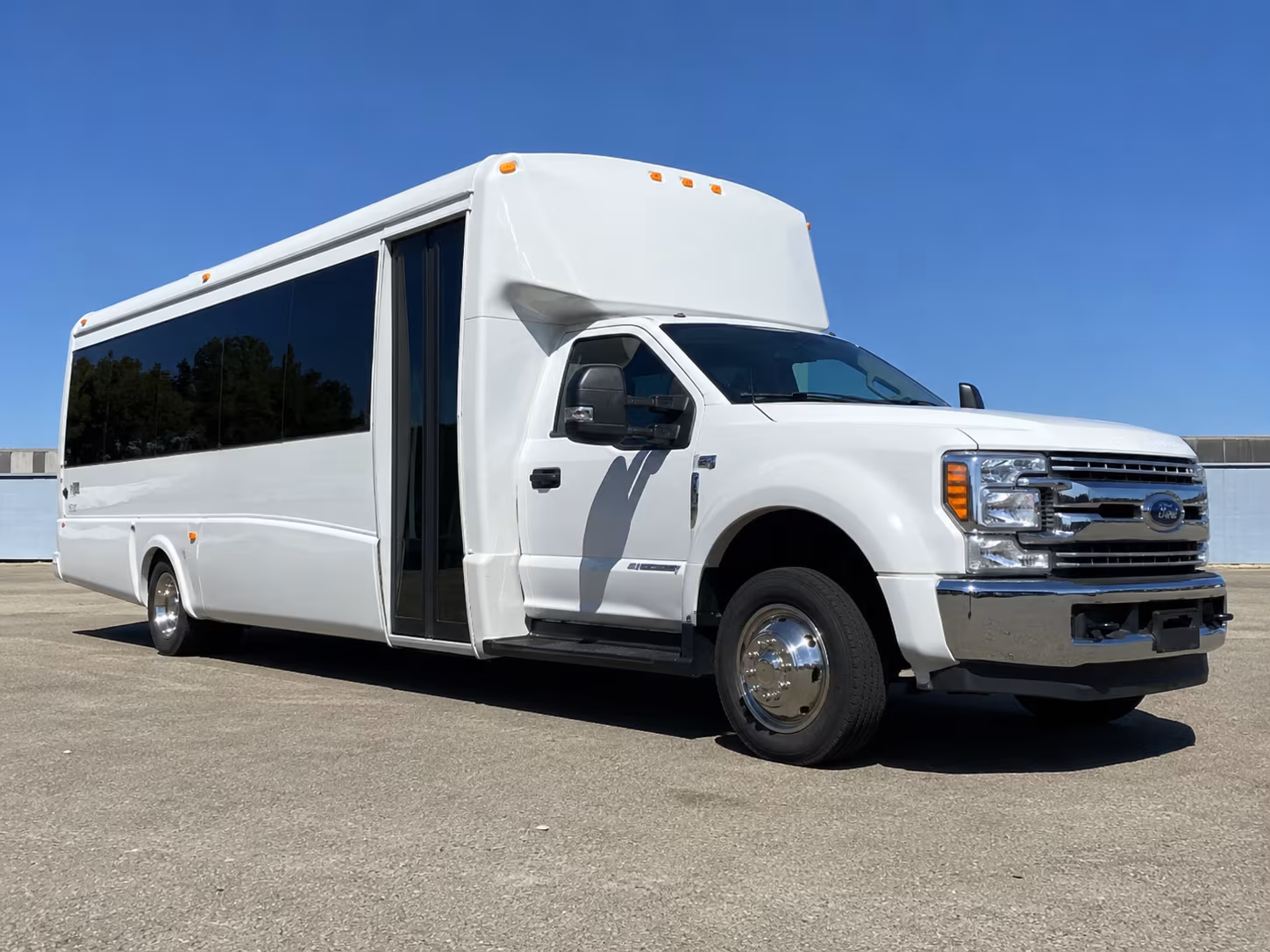 field trip buses for edmond high school students visiting university of central oklahoma