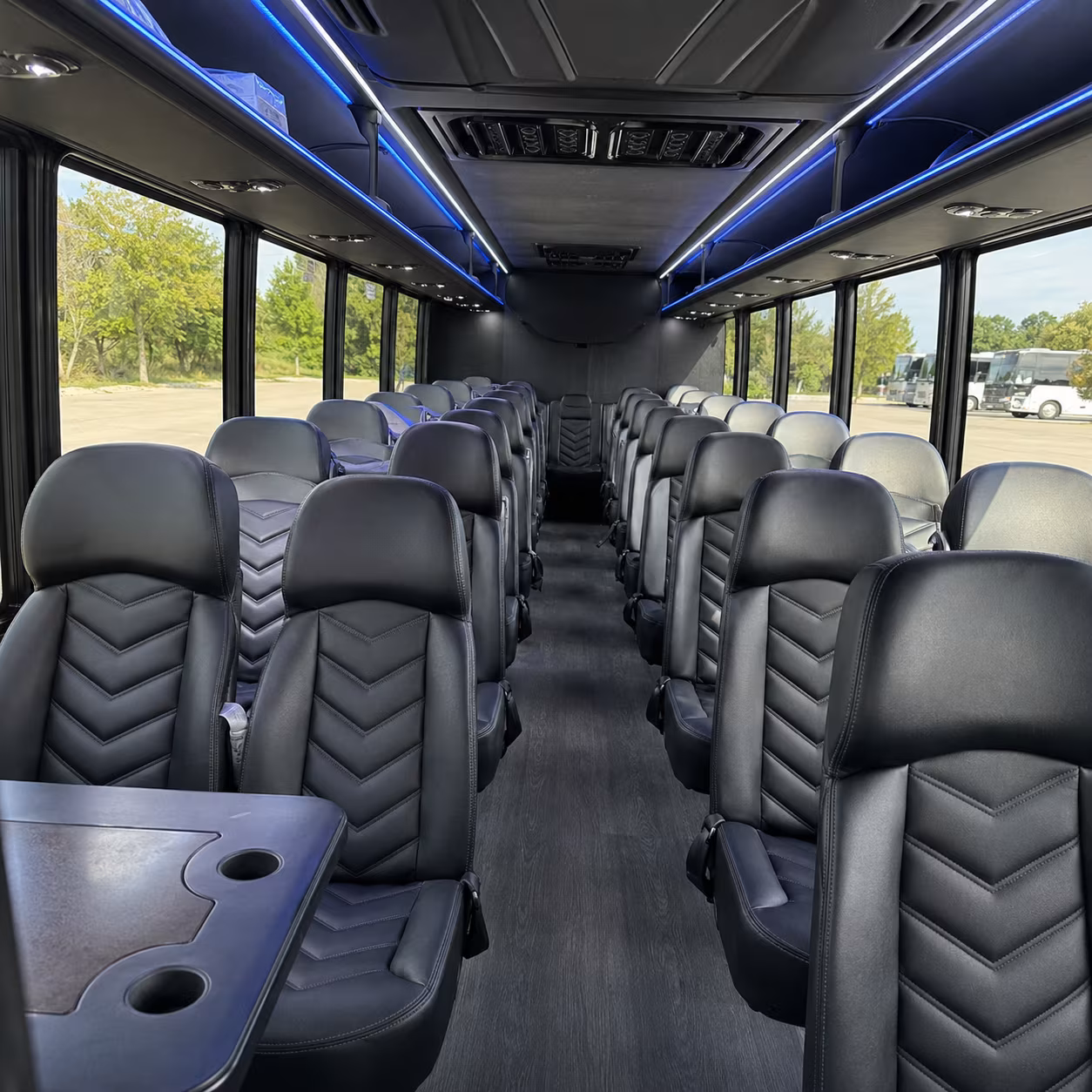 minibus rentals for small group wine tours from edmond