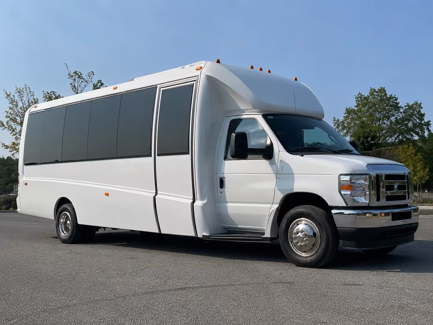 party buses for bachelorette wine tours around edmond